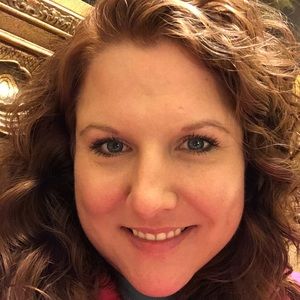 Meet your Posher, Lindsey